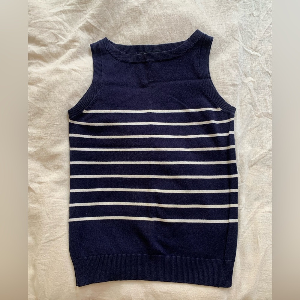 Zara - Sleeveless striped navy top - size Medium